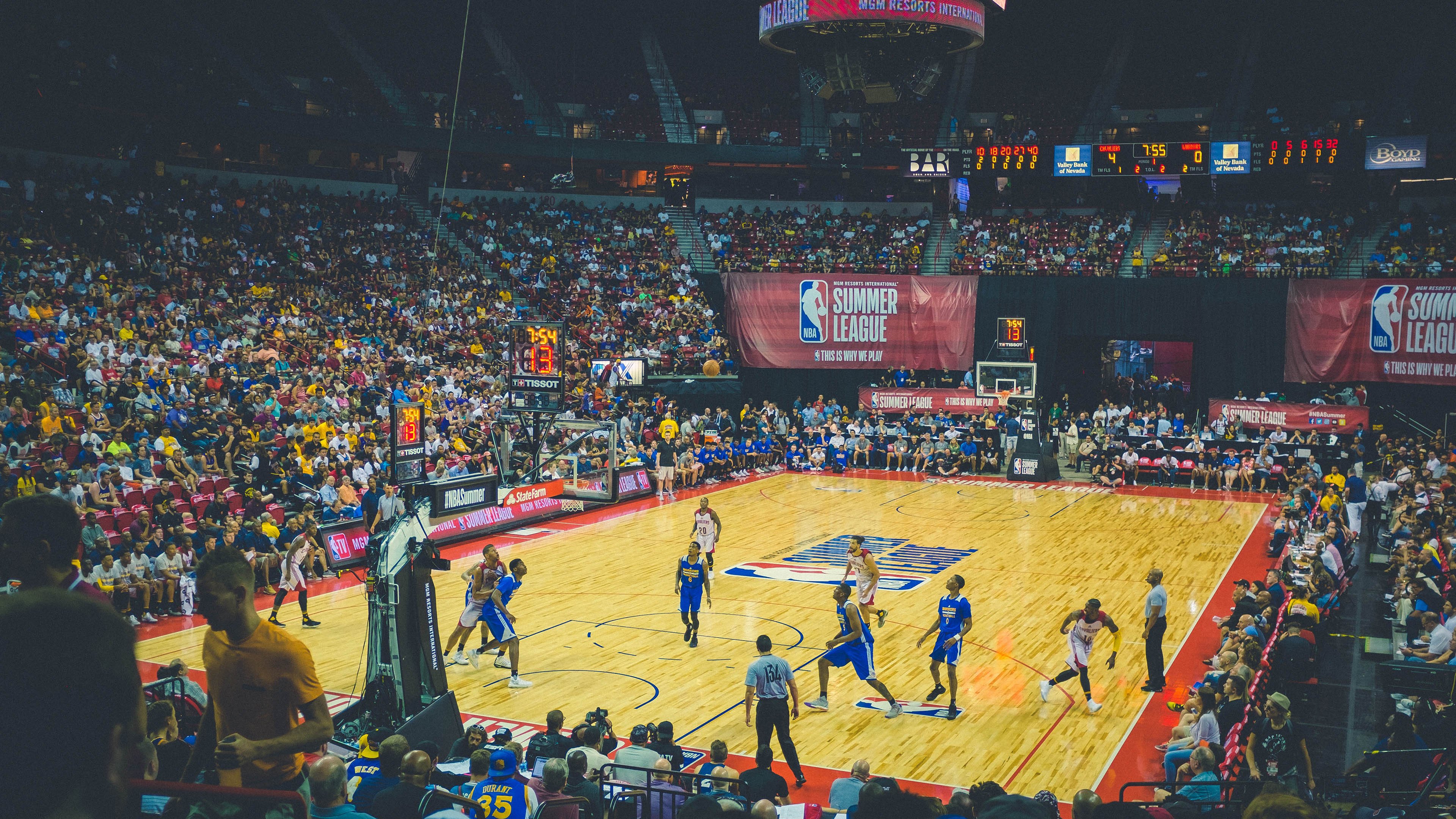 篮球职业联赛赛后复盘系统广泛应用，篮球比赛复活赛