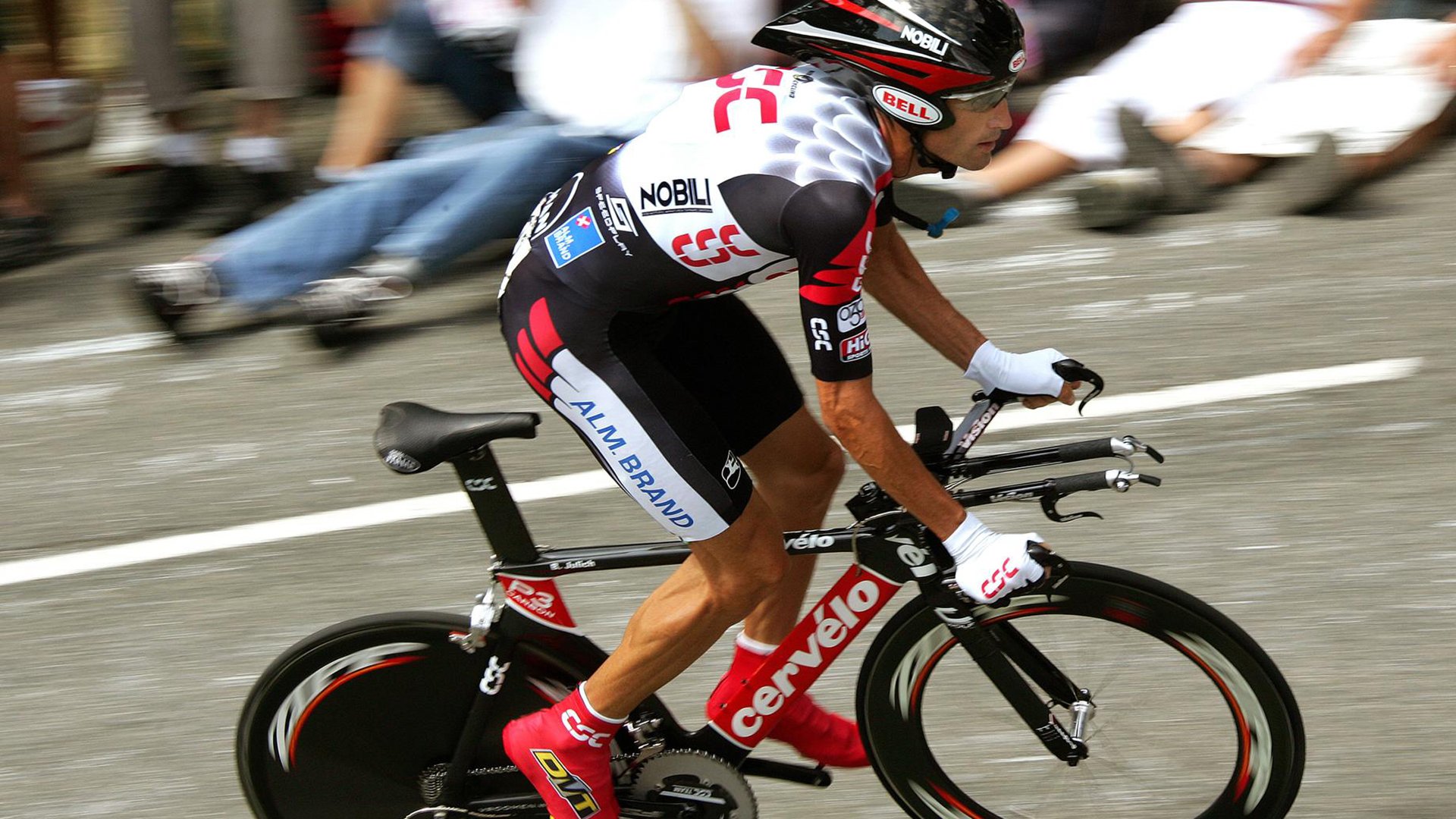 ky体育娱乐-英超：切尔西2-3不敌利物浦，哈弗茨破门但未能逆转，英超联赛切尔西